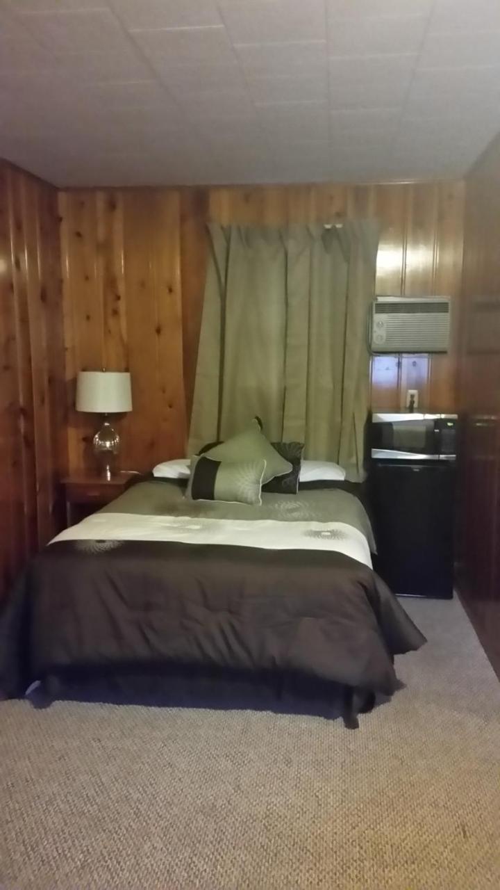 Mystic Valley Inn Кастер Экстерьер фото